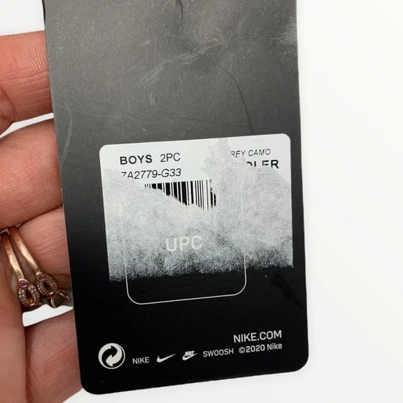 Nike 2-Piece Fleece Chin Strap Trapper Hat and Mittens Set - Picture 4 of 4